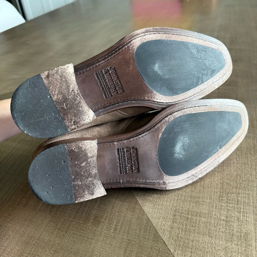 Men's Taupe Suede Chukka Boots